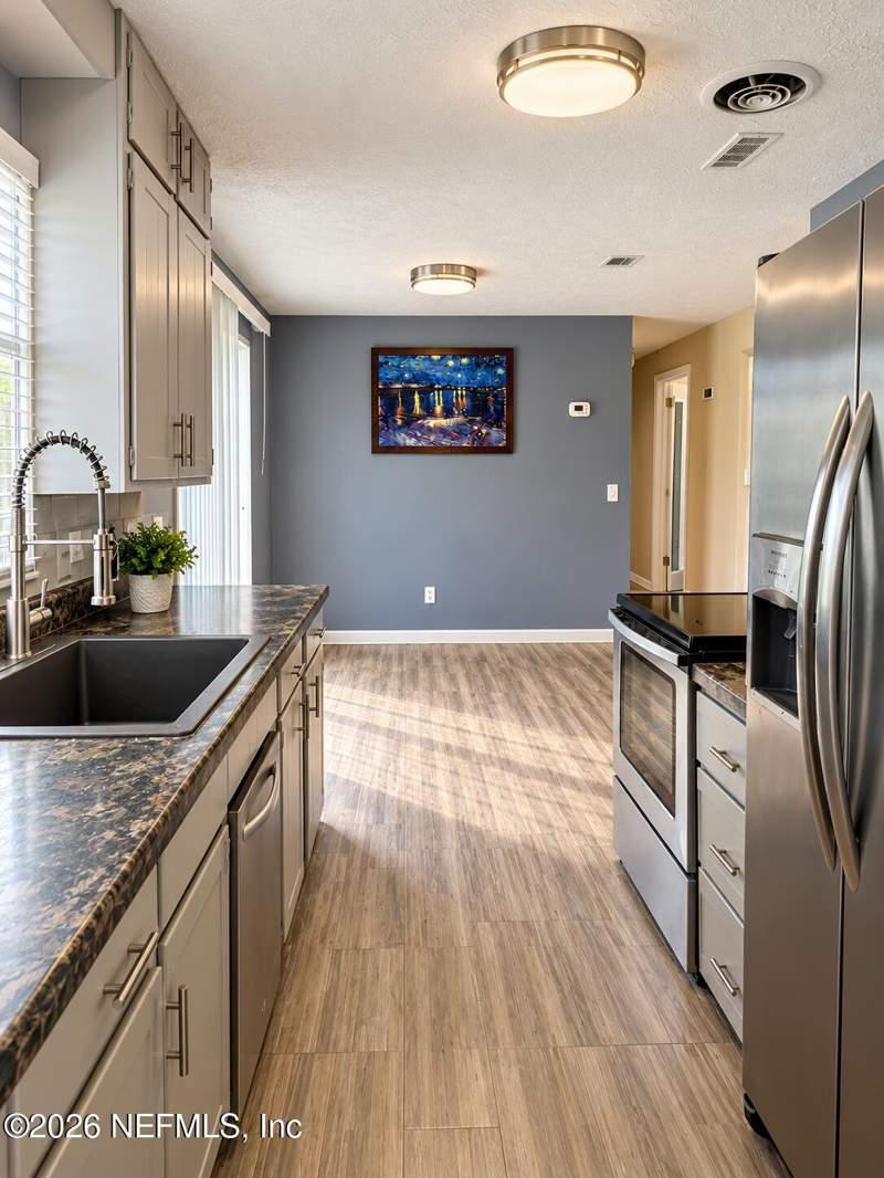 4 bedroom Single Family Residence at 456 Blairmore Boulevard, Foxmeadow, Orange Park — photo 5