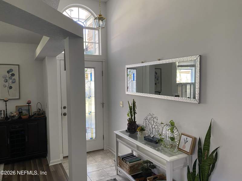 4 bedroom Single Family Residence at 8238 Lake Woodbourne Drive, Lake Woodbourne, Jacksonville — photo 2