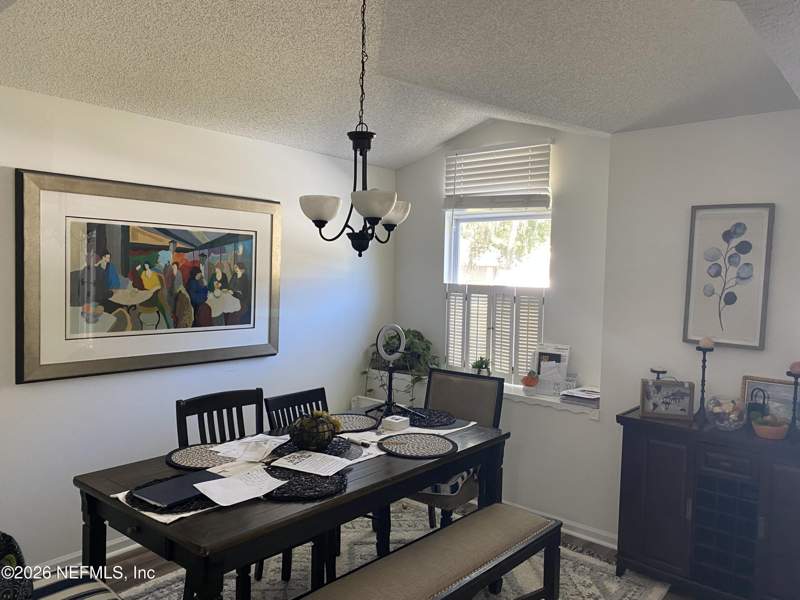 4 bedroom Single Family Residence at 8238 Lake Woodbourne Drive, Lake Woodbourne, Jacksonville — photo 3