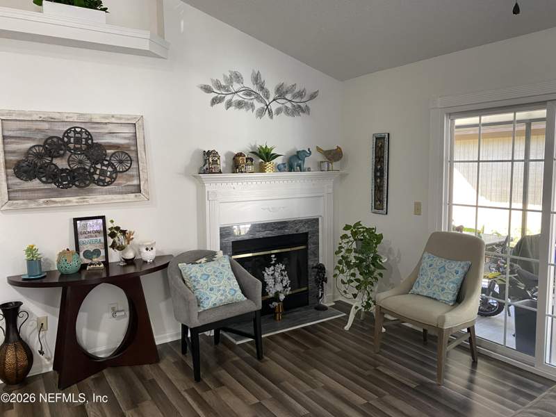 4 bedroom Single Family Residence at 8238 Lake Woodbourne Drive, Lake Woodbourne, Jacksonville — photo 5