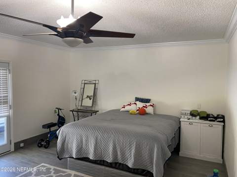 8238 Lake Woodbourne Drive, Jacksonville FL - photo 7 of 15