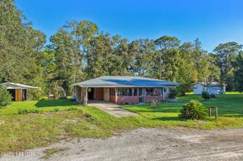1078 Merrimac Avenue, Green Cove Springs FL - photo 9 of 72
