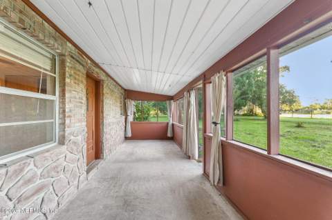 1078 Merrimac Avenue, Green Cove Springs FL - photo 13 of 72