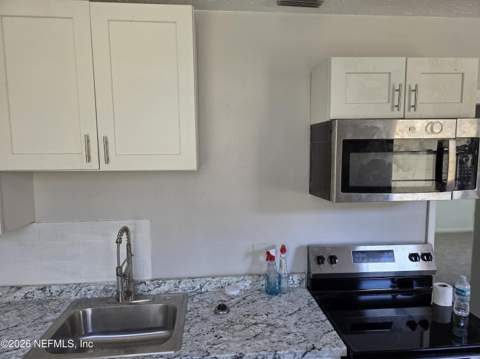 1753 W 12th Street, Jacksonville FL - photo 8 of 15