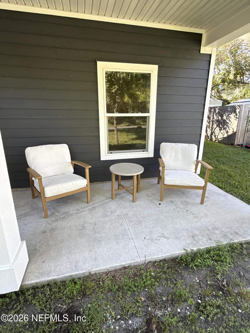 4 bedroom Single Family Residence at 658 Chestnut Street, Edmondsons Pinedale, Jacksonville — photo 3