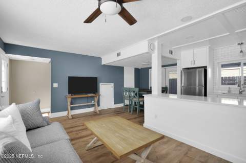 1413 4th Street, Jacksonville Beach FL - photo 11 of 37