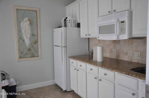 1601 Ocean Drive #508, Jacksonville Beach FL - photo 21 of 24