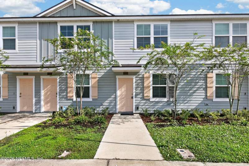 2 bedroom Townhouse at 8339 Asteroid Street, Equinox East, Jacksonville — photo 2