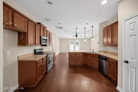 11435 W Court Boulevard, Jacksonville FL - photo 7 of 25