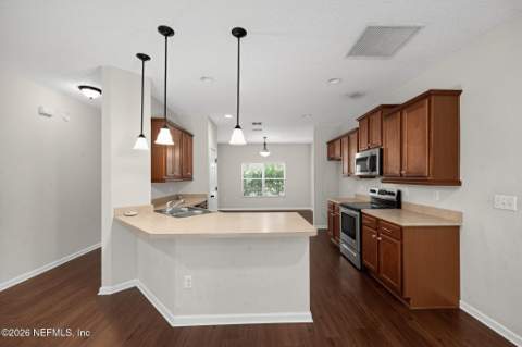 11435 W Court Boulevard, Jacksonville FL - photo 10 of 25