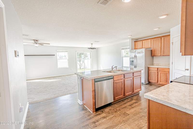 4 bedroom Single Family Residence at 2165 Pebble Point Drive, Magnolia West, Green Cove Springs — photo 3