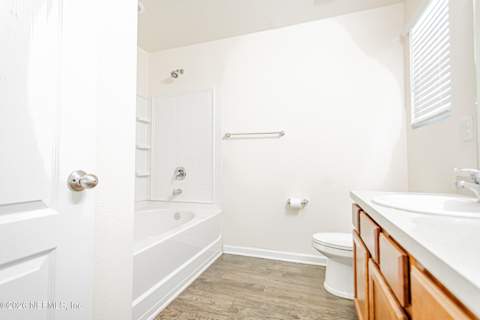 2165 Pebble Point Drive, Green Cove Springs FL - photo 8 of 58