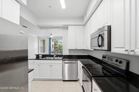 8539 Gate Parkway #9328, Jacksonville FL - photo 11 of 48