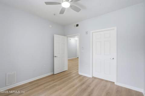 8539 Gate Parkway #9328, Jacksonville FL - photo 17 of 48