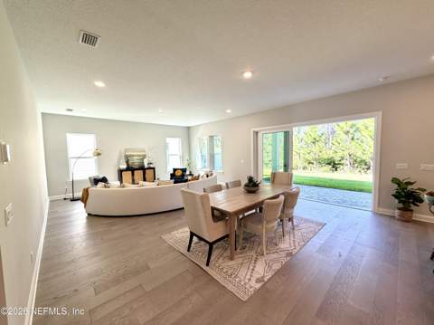 12145 Endeavor Drive, Jacksonville FL - photo 6 of 23