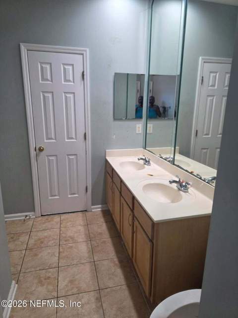 7811 E Chase Meadows Drive, Jacksonville FL - photo 9 of 26