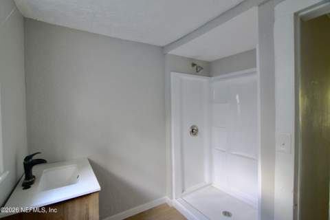 1109 Lake Shore, Jacksonville FL - photo 9 of 31