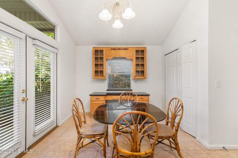 1415 Sun Marsh Drive, Jacksonville FL - photo 18 of 40