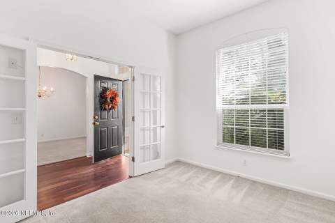 1415 Sun Marsh Drive, Jacksonville FL - photo 8 of 40