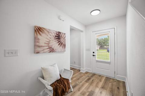 9749 Hazel Lake Drive, Jacksonville FL - photo 12 of 65