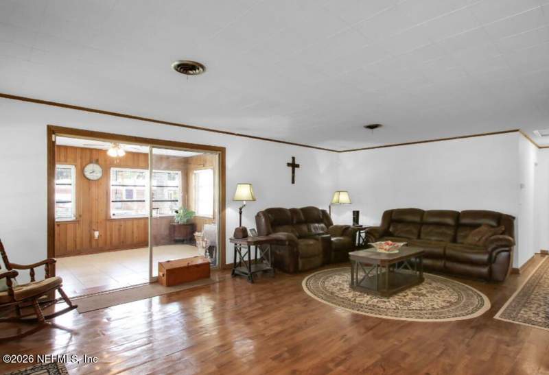 2 bedroom Single Family Residence at 105 Paradise Circle, Paradise Shores, Crescent City — photo 3