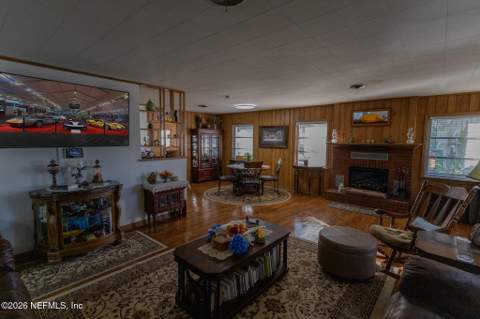 105 Paradise Circle, Crescent City FL - photo 7 of 60