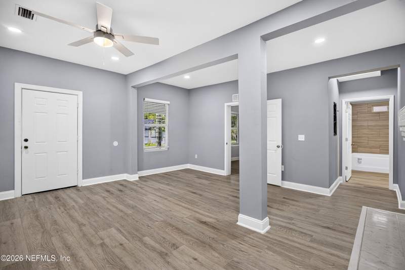 3 bedroom Single Family Residence at 1624 W 17th Street, Jacksonville, Jacksonville — photo 4