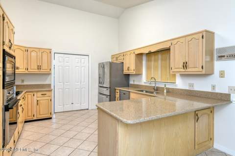 100 Sherri Lane, Palatka FL - photo 12 of 62