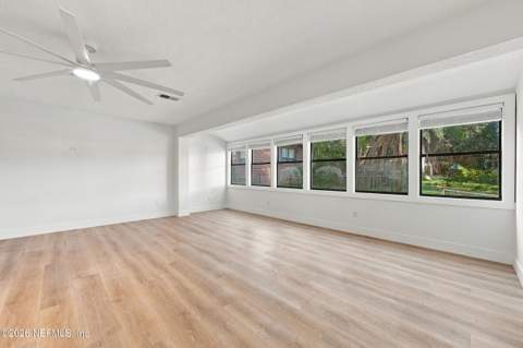360 Tidewater Drive, Jacksonville FL - photo 11 of 67