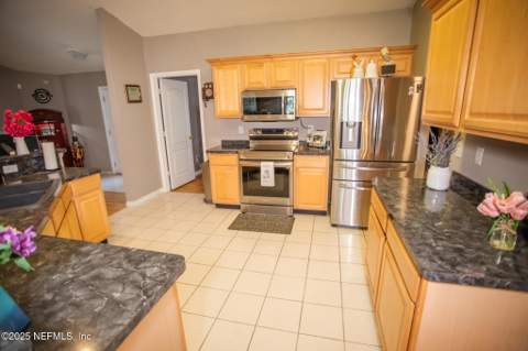 4565 SE 3rd Place, Keystone Heights FL - photo 13 of 38