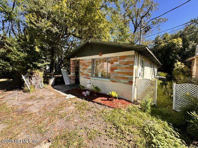 2 bedroom Single Family Residence at 1723 Fairfax Street, Duval Inv Cos, Jacksonville — photo 2