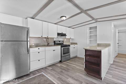10066 S Florida Avenue, Hampton FL - photo 9 of 25