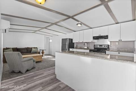 10066 S Florida Avenue, Hampton FL - photo 10 of 25