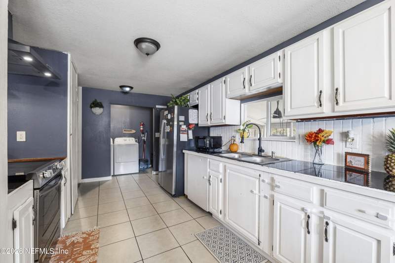 3 bedroom Mobile Home at 6408 Swarthmore Drive, Highridge Estates, Keystone Heights — photo 5