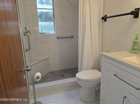 8815 Macarthur Court, Jacksonville FL - photo 8 of 11