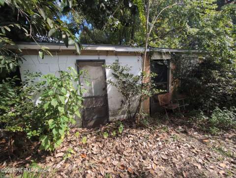 315 Woodlawn Avenue, Jacksonville FL - photo 11 of 12