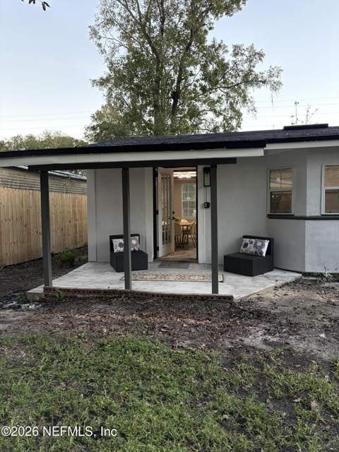 5345 Woodcrest Road, Jacksonville FL - photo 17 of 35