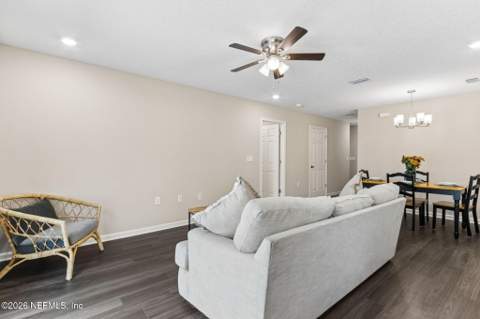 8609 Vining Street, Jacksonville FL - photo 12 of 34