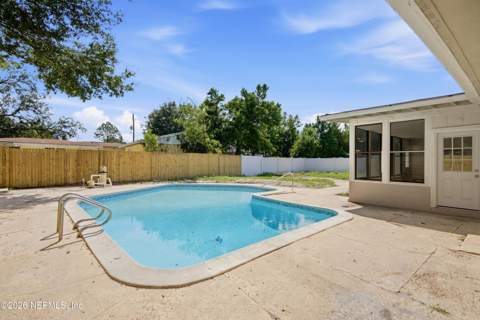 4133 Arcot Circle, Jacksonville FL - photo 7 of 38