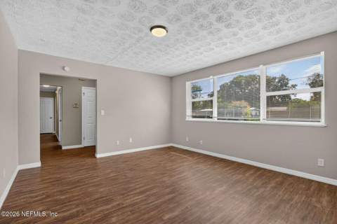 3734 Barmer Drive, Jacksonville FL - photo 8 of 20