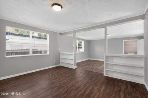 3734 Barmer Drive, Jacksonville FL - photo 10 of 20