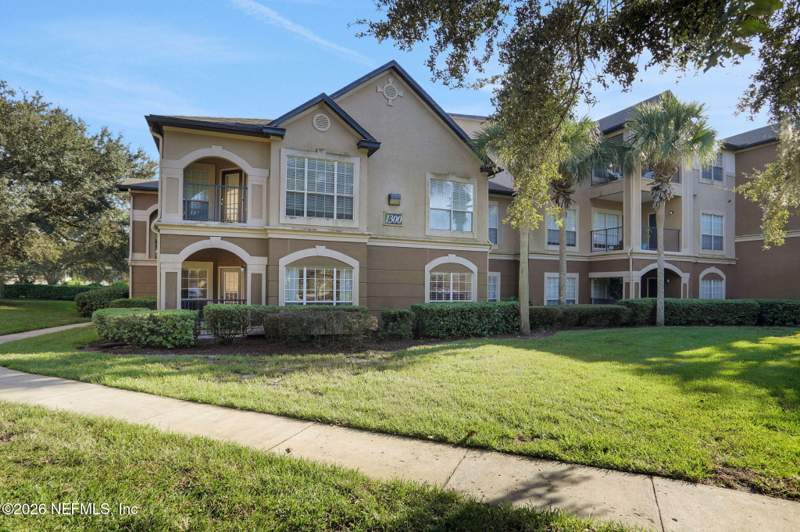 3 bedroom Condominium at 10961 Burnt Mill Road #1317, Reserve At James Island Lc, Jacksonville — photo 3