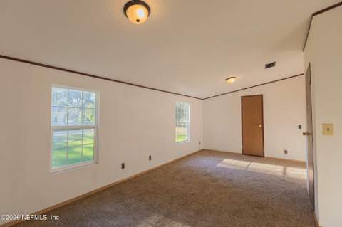 4107 Silver Lake Drive, Palatka FL - photo 20 of 41