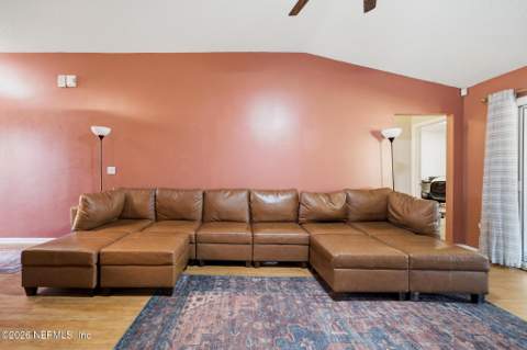 8545 N Devoe Avenue, Jacksonville FL - photo 7 of 25