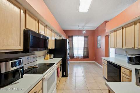 8545 N Devoe Avenue, Jacksonville FL - photo 16 of 25