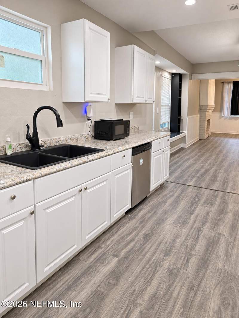 3 bedroom Single Family Residence at 440 W 23rd Street, Springfield Nw Port, Jacksonville — photo 4