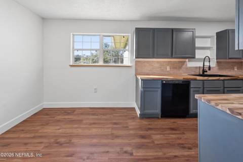19951 NW 71st Avenue, Starke FL - photo 11 of 39