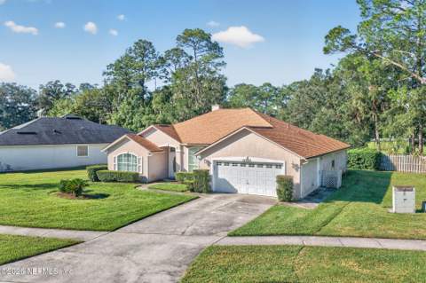 12048 Collins Creek Drive, Jacksonville FL - photo 10 of 31