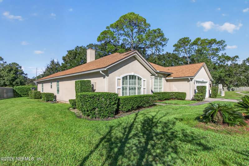3 bedroom Single Family Residence at 12048 Collins Creek Drive, Sweetwater Creek South, Jacksonville — photo 2