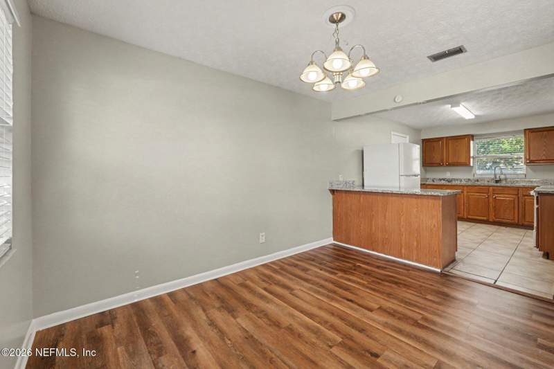 3 bedroom Single Family Residence at 553 Clermont Avenue, Bellair, Orange Park — photo 5